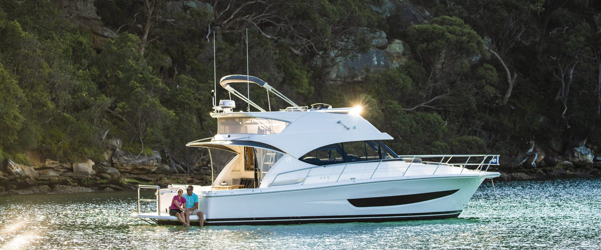 39 OPEN FLYBRIDGE